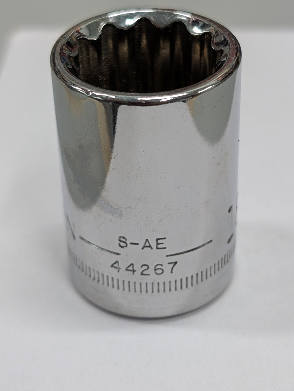 Craftsman Socket 18mm Metric  Shallow 12 Point 1/2" Drive 44267