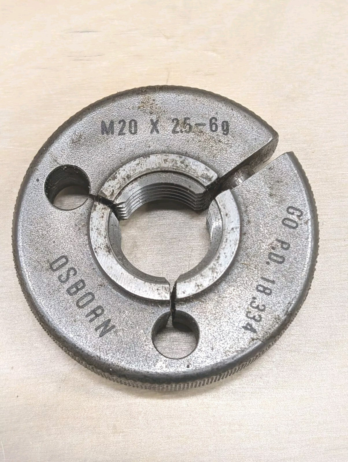OSBORN UK DIE M20x2.5 Threading NOS M8245G3 18.334 13592 13593 60GJ45 60GJ44 B