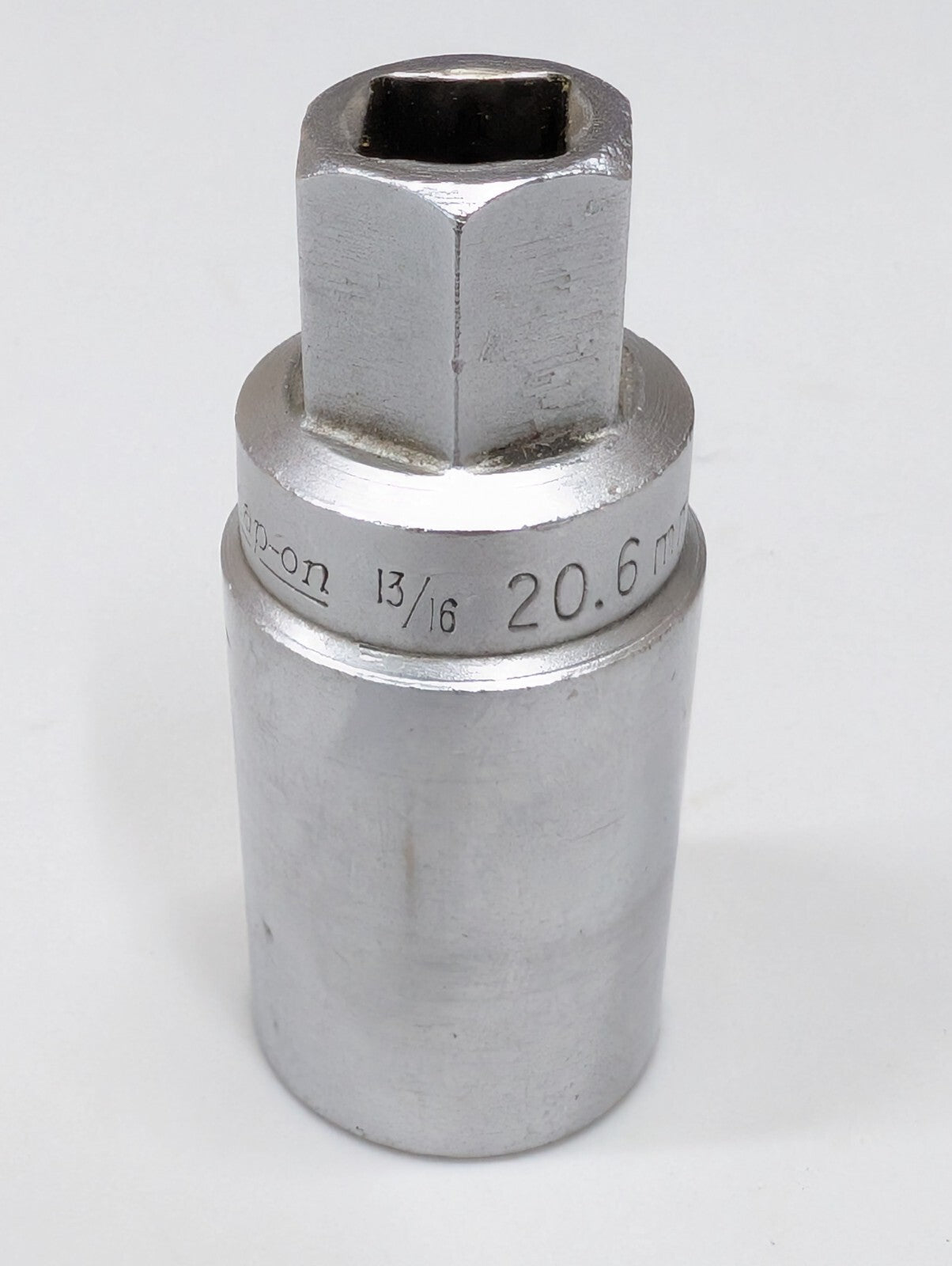 Snap-On Tools USA 1/2" Drive SAE  13/16" Deep 6Pt Spark Plug Socket S9704D