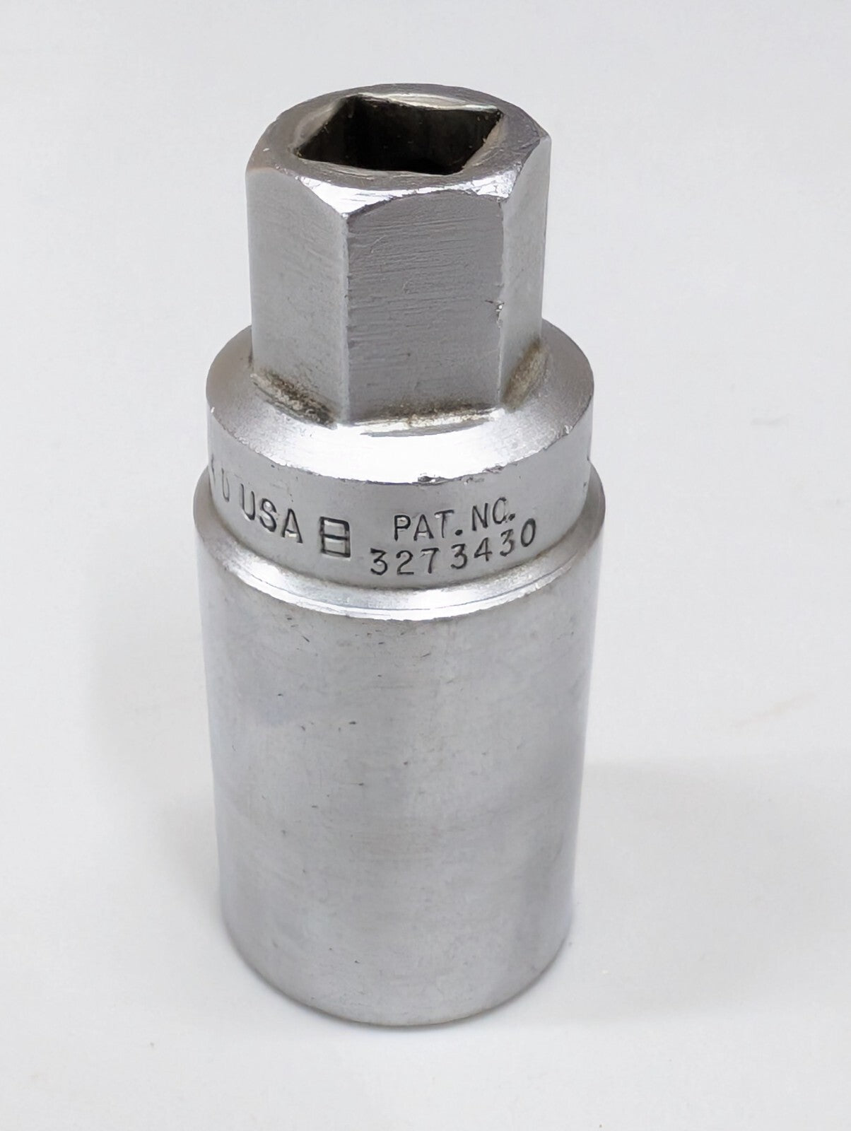 Snap-On Tools USA 1/2" Drive SAE  13/16" Deep 6Pt Spark Plug Socket S9704D
