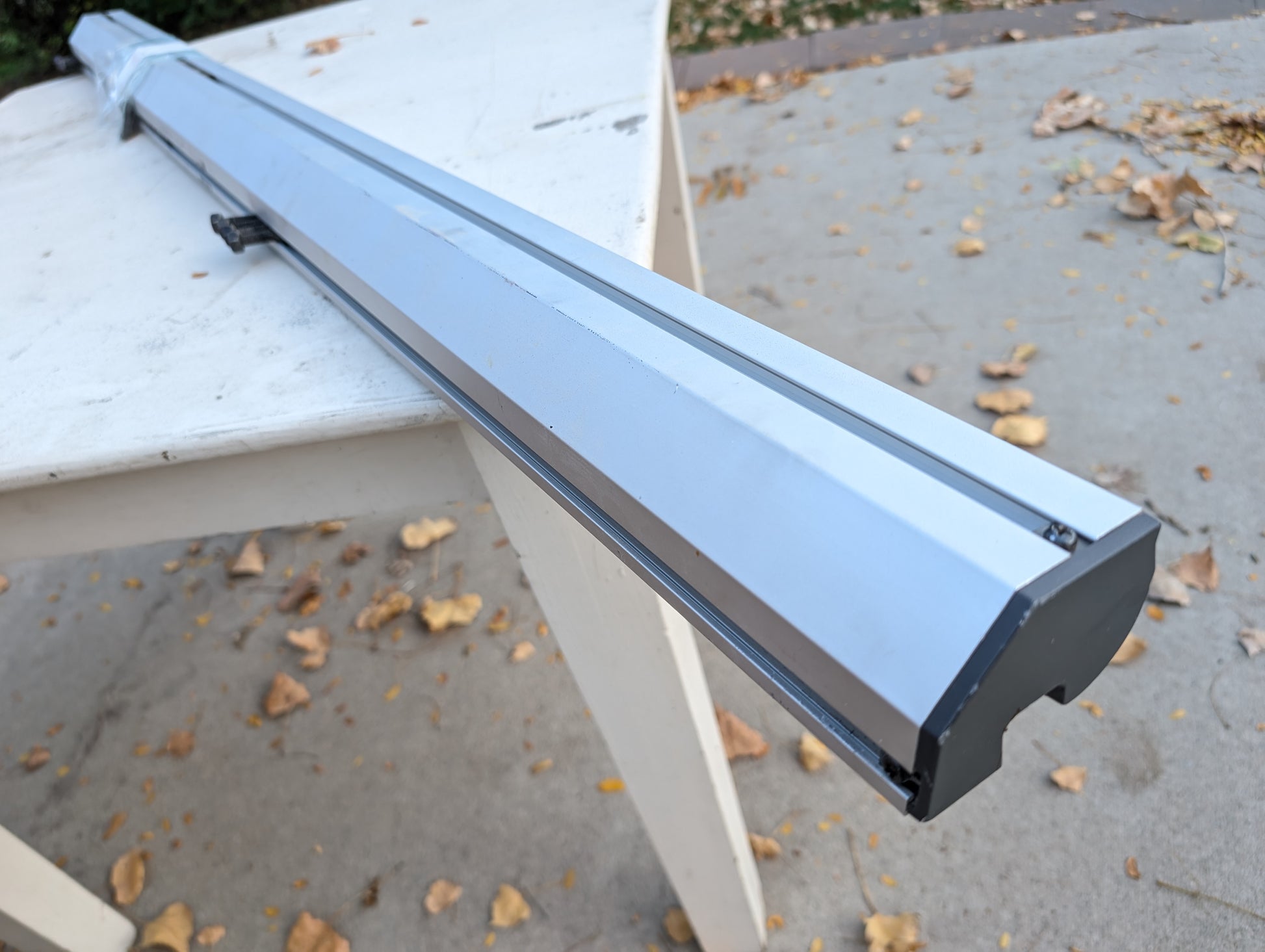 Ridgid R4512 Table Saw Rip Fence front Rail