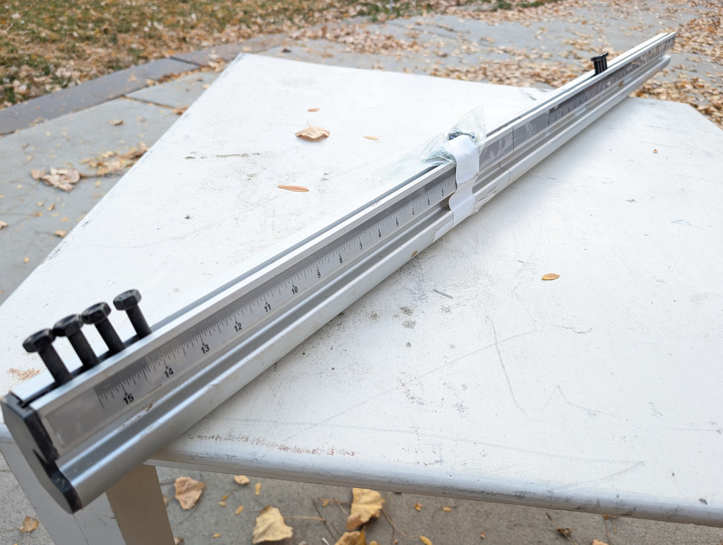 Ridgid R4512 Table Saw Rip Fence front Rail