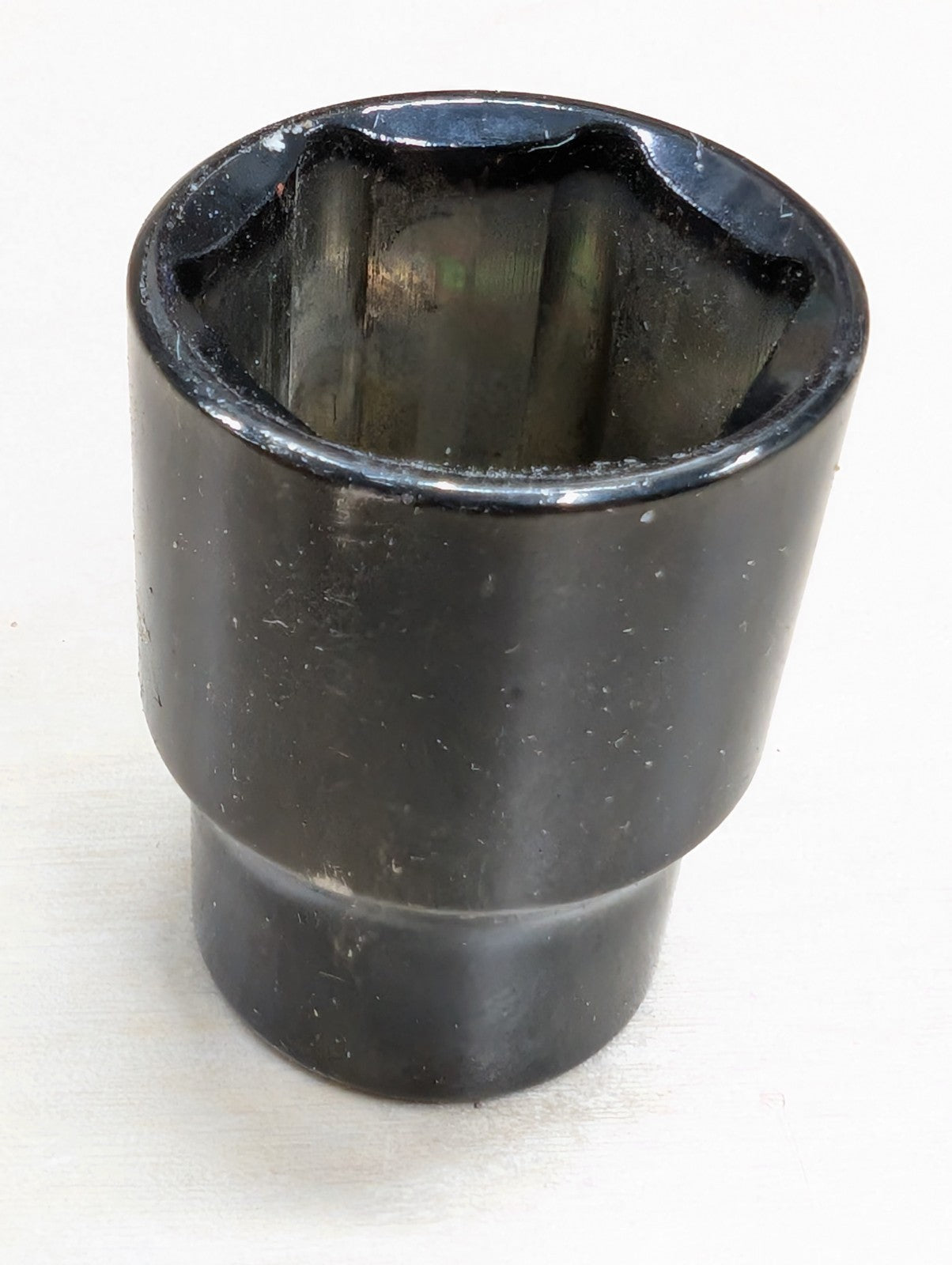 Husky Pro Black Chrome Socket 13/16" SAE 24026P Shallow 6 Point 1/2" Drive