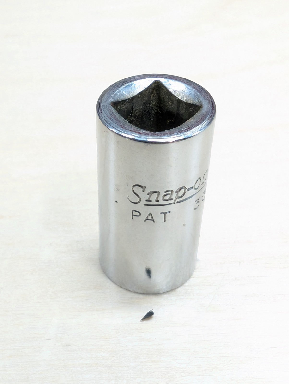 Snap-On Tools USA 1/4" Drive SAE #10 5/16" Shallow SPLINE Socket TES10