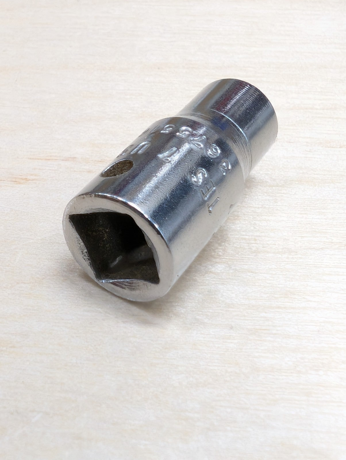 Snap-On Tools USA 1/4" Drive SAE #7, 7/32" Shallow SPLINE Socket TES7