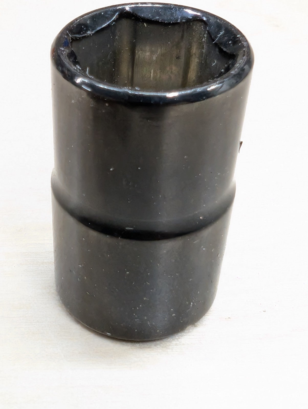 Husky Pro Black Chrome Socket 5/8" SAE 24020P Shallow 6 Point 1/2" Drive