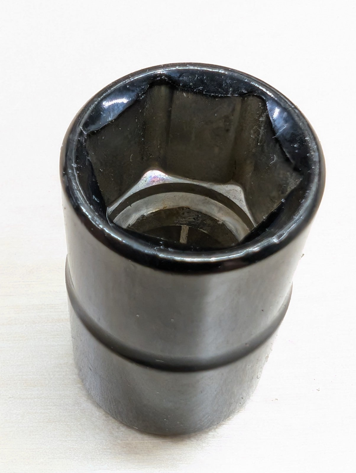 Husky Pro Black Chrome Socket 5/8" SAE 24020P Shallow 6 Point 1/2" Drive
