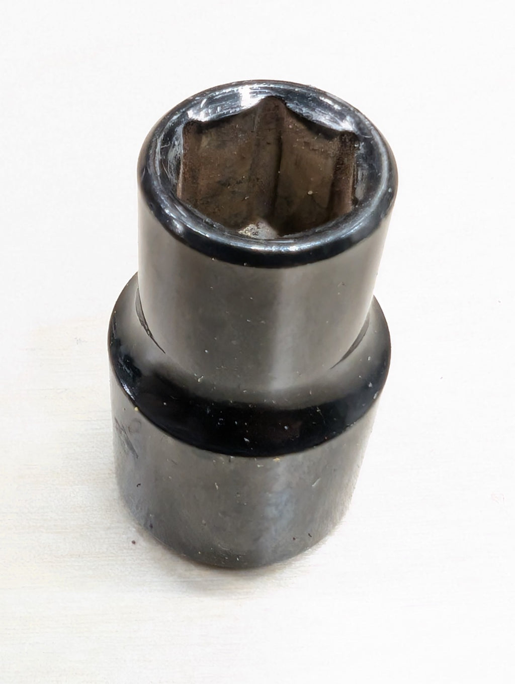 Husky Pro Black Chrome Socket 7/16" SAE 24014P Shallow 6 Point 1/2" Drive