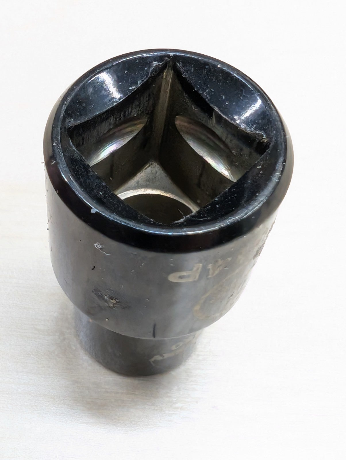 Husky Pro Black Chrome Socket 7/16" SAE 24014P Shallow 6 Point 1/2" Drive