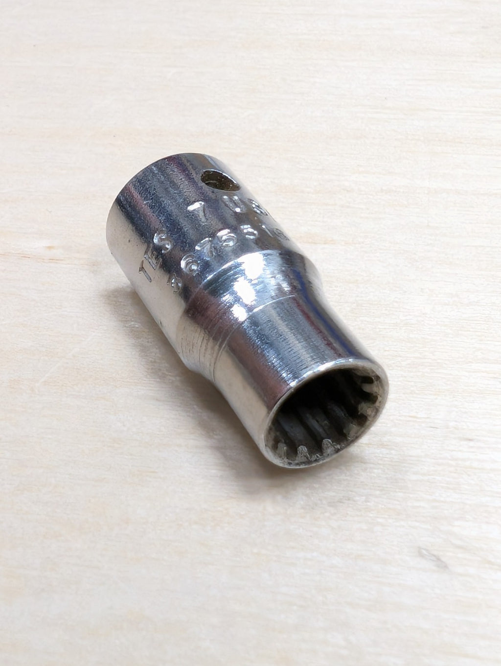 Snap-On Tools USA 1/4" Drive SAE #7, 7/32" Shallow SPLINE Socket TES7