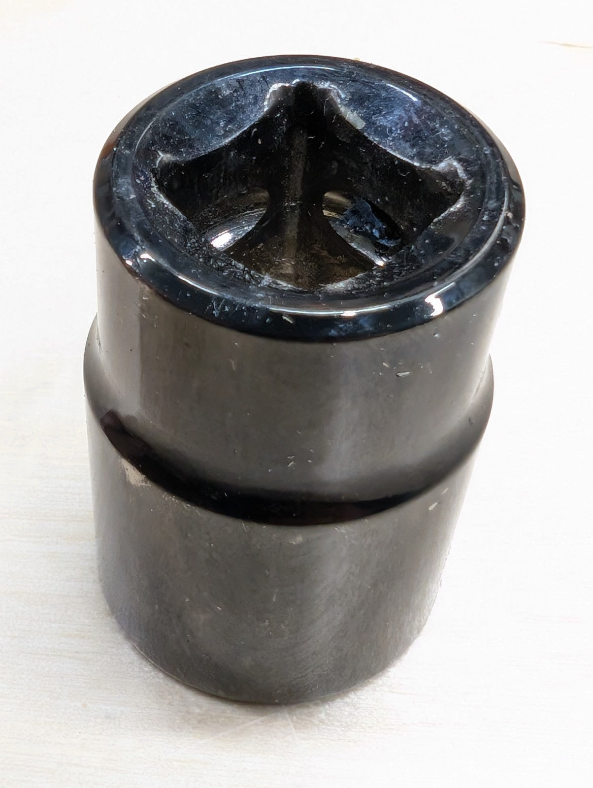 Husky Pro Black Chrome Socket 3/4" SAE 24024P Shallow 6 Point 1/2" Drive