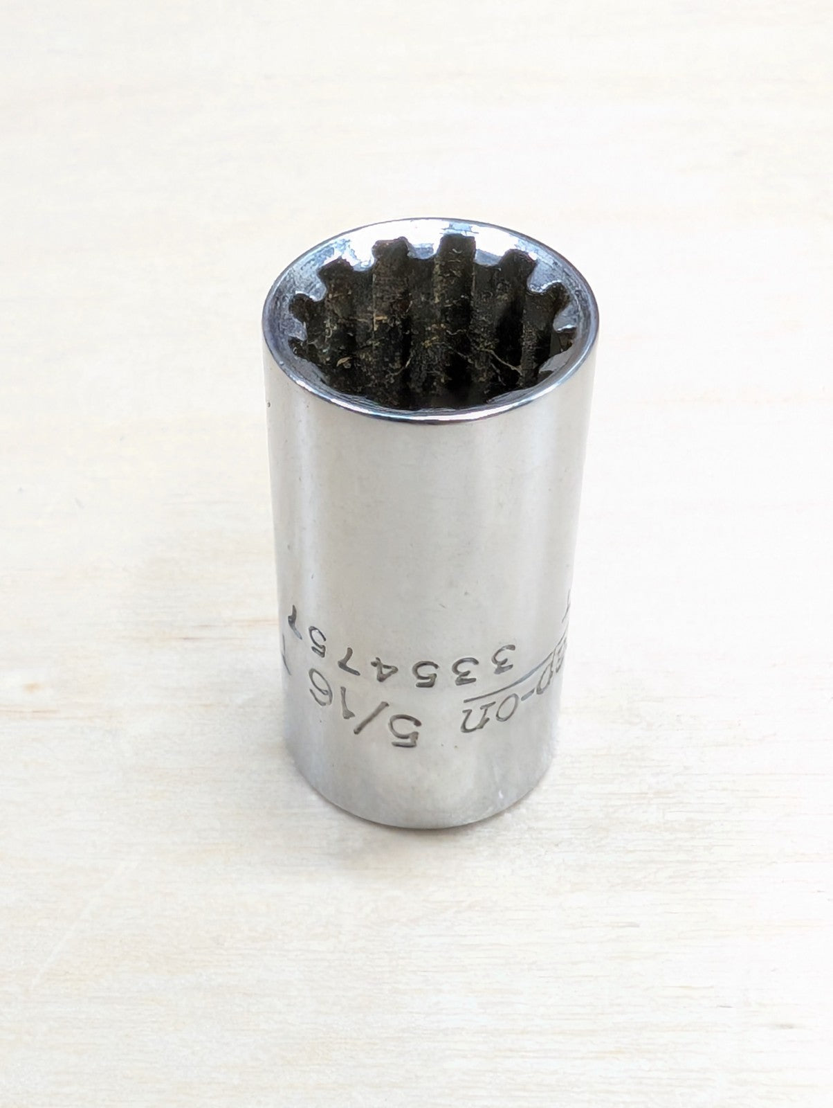 Snap-On Tools USA 1/4" Drive SAE #10 5/16" Shallow SPLINE Socket TES10